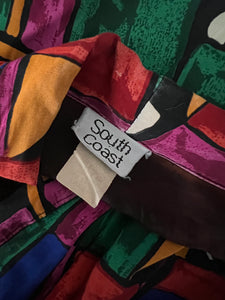 This is a Vintage South Coast colorful funky 80's-90's blazer with fun shapes on it. Measured Flat Chest - 36" Sleeve -19" Length - 28"
