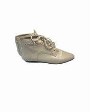 Load image into Gallery viewer, Ellemenno Vintage Ankle Boots