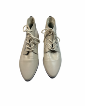 Load image into Gallery viewer, Ellemenno Vintage Ankle Boots