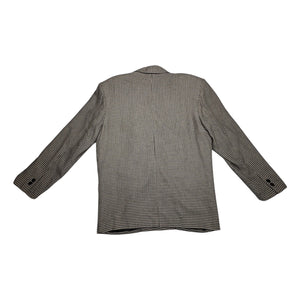 Introducing the Vintage Index Men Blazer, a medium brown micro houndstooth 3-button blazer with a timeless appeal. This blazer boasts a flat chest measurement of 40 inches, sleeve length of 25 inches, and an overall length of 31 inches, making it a per...