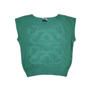 Score a totally adorable vintage 80's Herald Place knit top in seafoam green, complete with a playful floral design and in excellent condition.