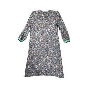 Be effortlessly cute and playful in the Koreon Yurim Design Floral Dress, featuring darling lace and floral accents, a charming bow, and convenient pockets. Measurement wise, we've got 30" for the chest, 21" for sleeves, 40" for the waist, and a lovely...