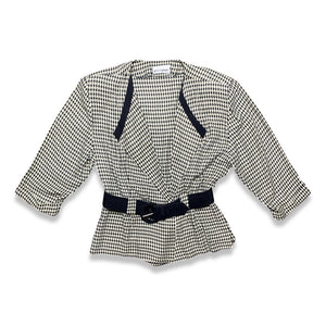 Vintage Perceptions Blazer is a blazer with black belt and houndstooth all over print. Measured Flat Chest - 30" Sleeve - 17" Length - 24 1/2"