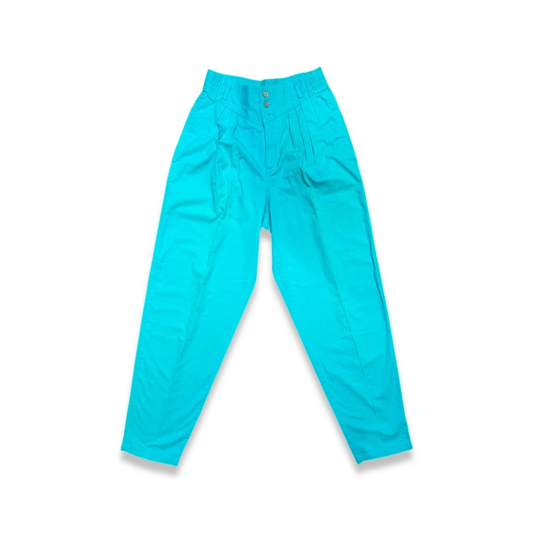 The Vintage Liz Wear Teal Pant is a rare and delightful find, boasting a vibrant color and a playful 3-button design. With a zipper closure, this pant is both fun and functional. It measures a flat waist of 24 inches, with hips of 42 inches, and an ins...